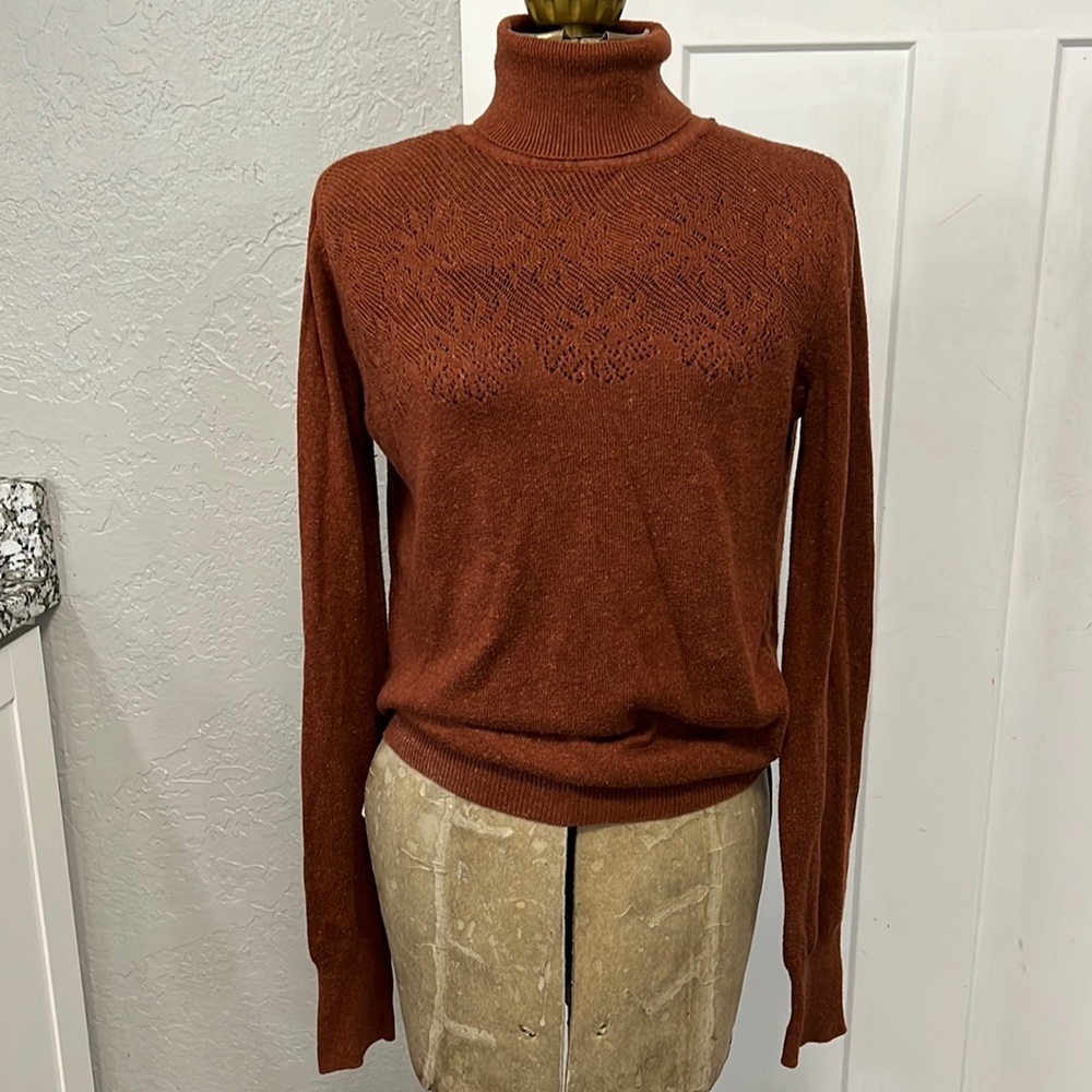 MNG MANGO COLLECTION BROWN TURTLE NECK SMALL